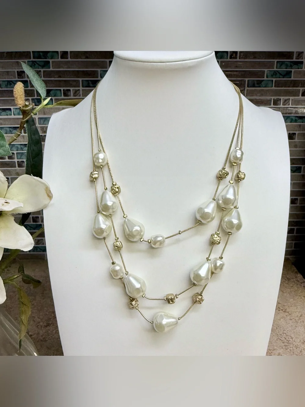 Chico’s 3 strand gold tone faux pearl layered necklace